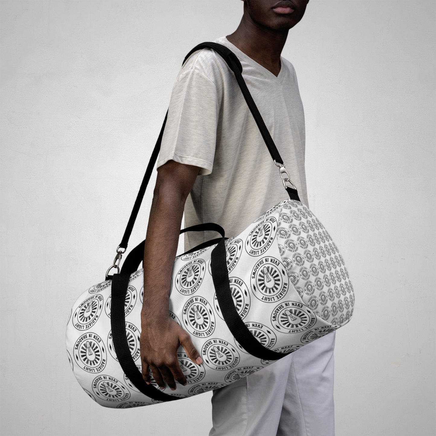 Stylish Duffel Bag with Emblem Design - Perfect for Travel and Gym